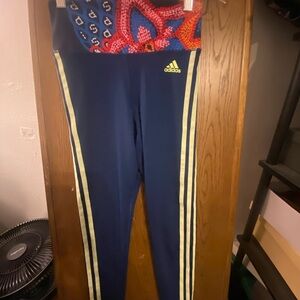 Adidas ladies Navy Leggings with Neon Yellow Stripes and paisley waistline